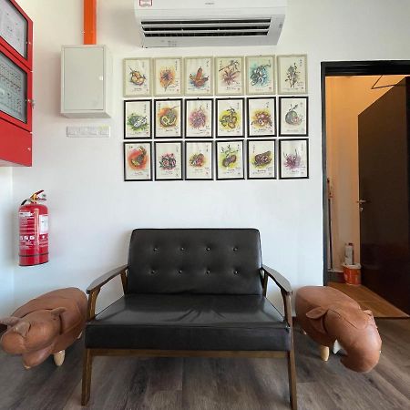 Benutten 99 Hotel Kampong Parit Tengah 外观 照片