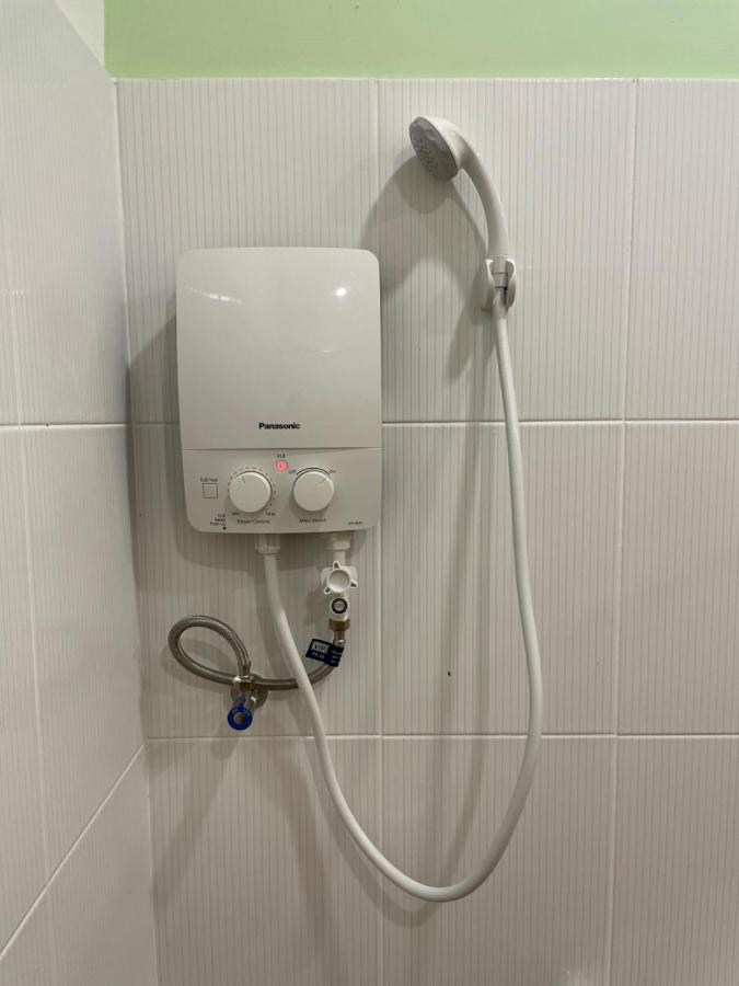 Benutten 99 Hotel Kampong Parit Tengah 外观 照片